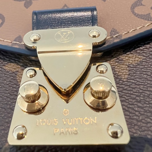 **SOLD** LOUIS VUITTON POCHETTE METIS - Picture 12 of 12